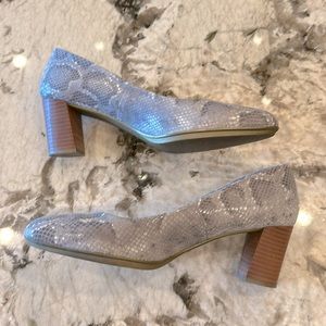 Gorgeous women’s snake print Hispanitas pumps EU 40